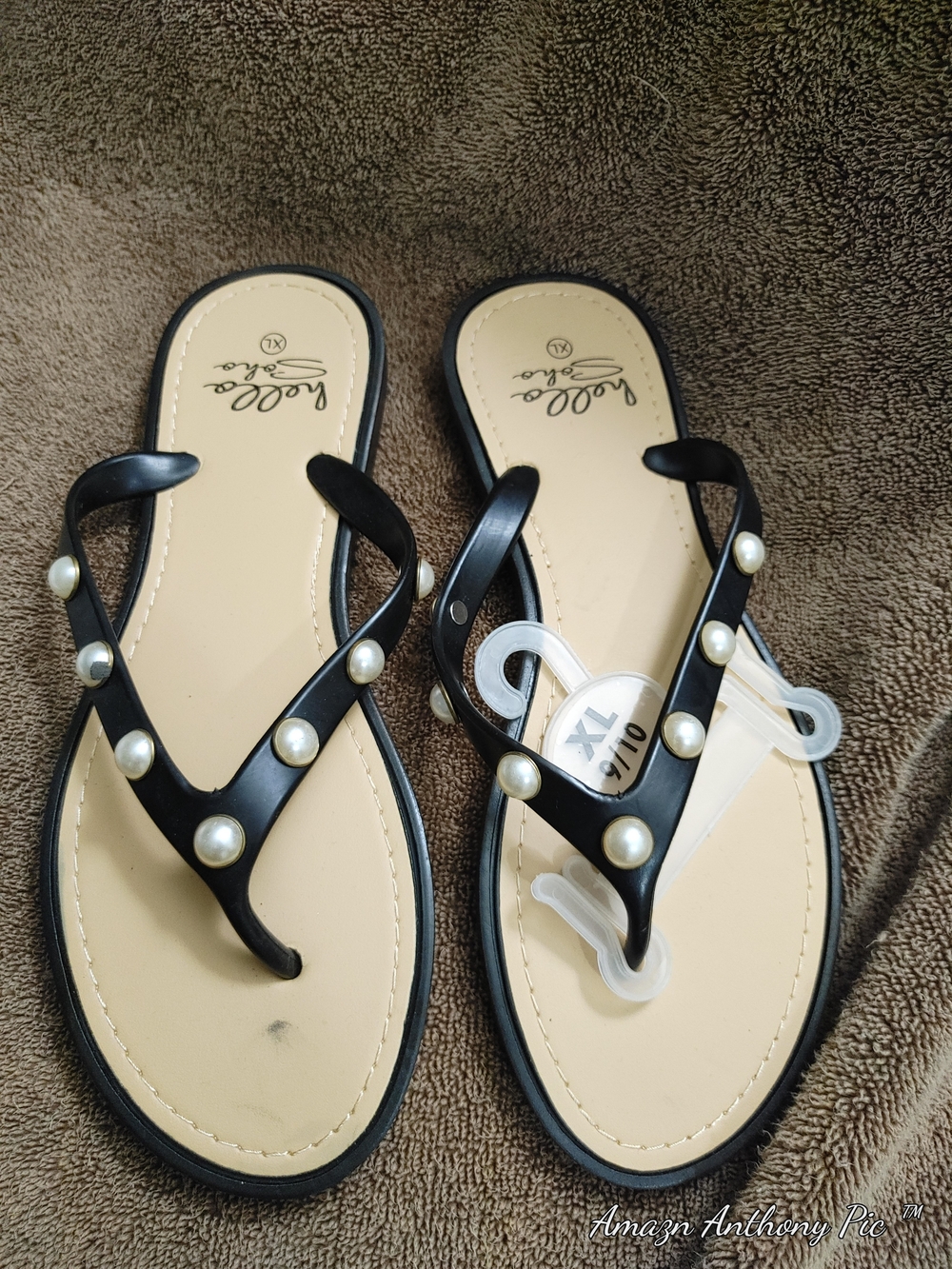 Women's Black Pearl-Embellished Sandals